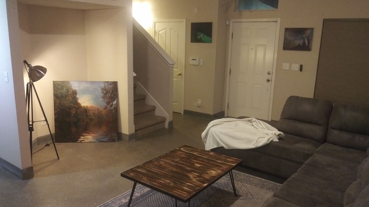 Photo of Livingroom in Biggs Field