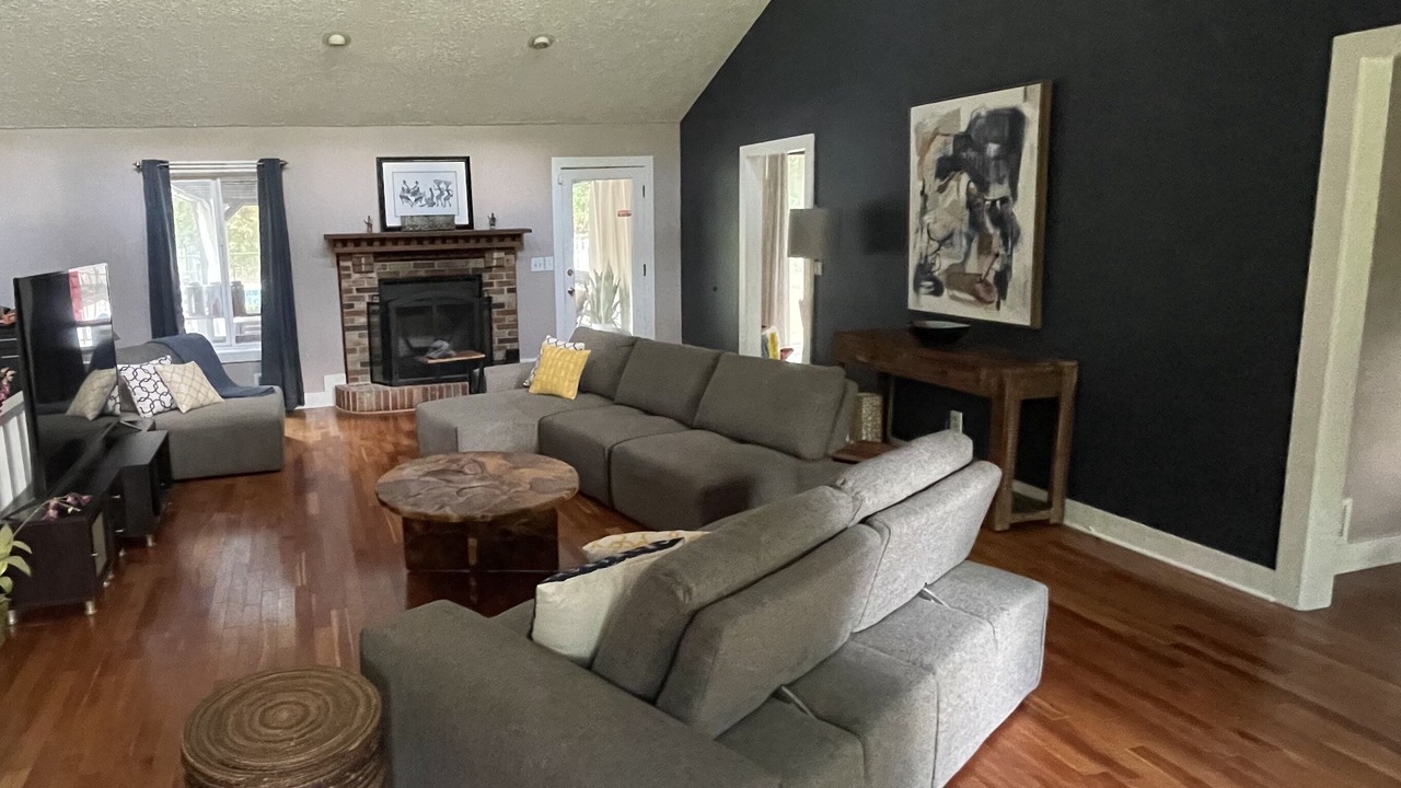 Photo of Livingroom in Stone Mountain