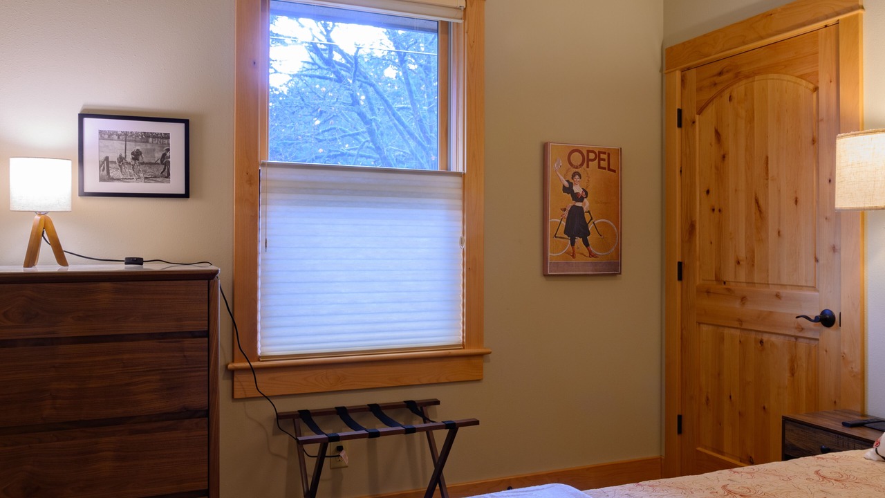 Photo of Bedroom in Newberg