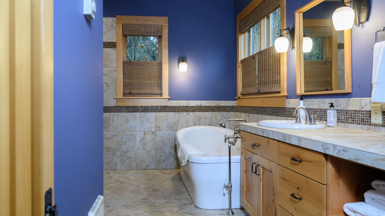Photo of Bathroom in Newberg