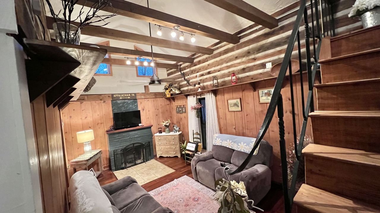 Photo of Livingroom in Peaks