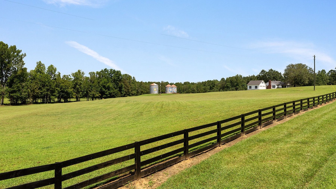 Photo of Outdoor in Chattahoochee Hills