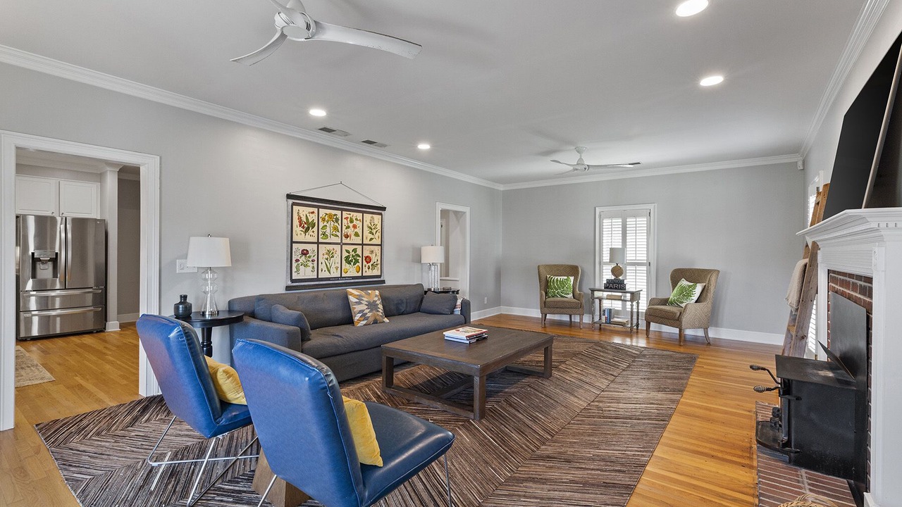 Photo of Livingroom in Chattahoochee Hills