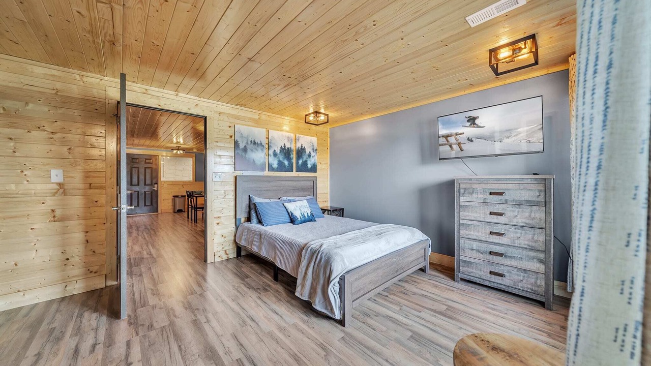Photo of Bedroom in Caton