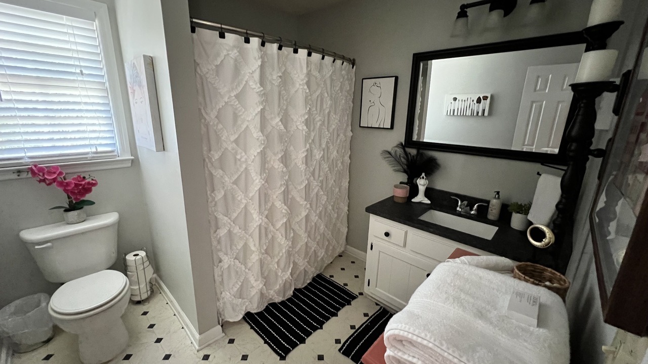Photo of Bathroom in Flowery Branch