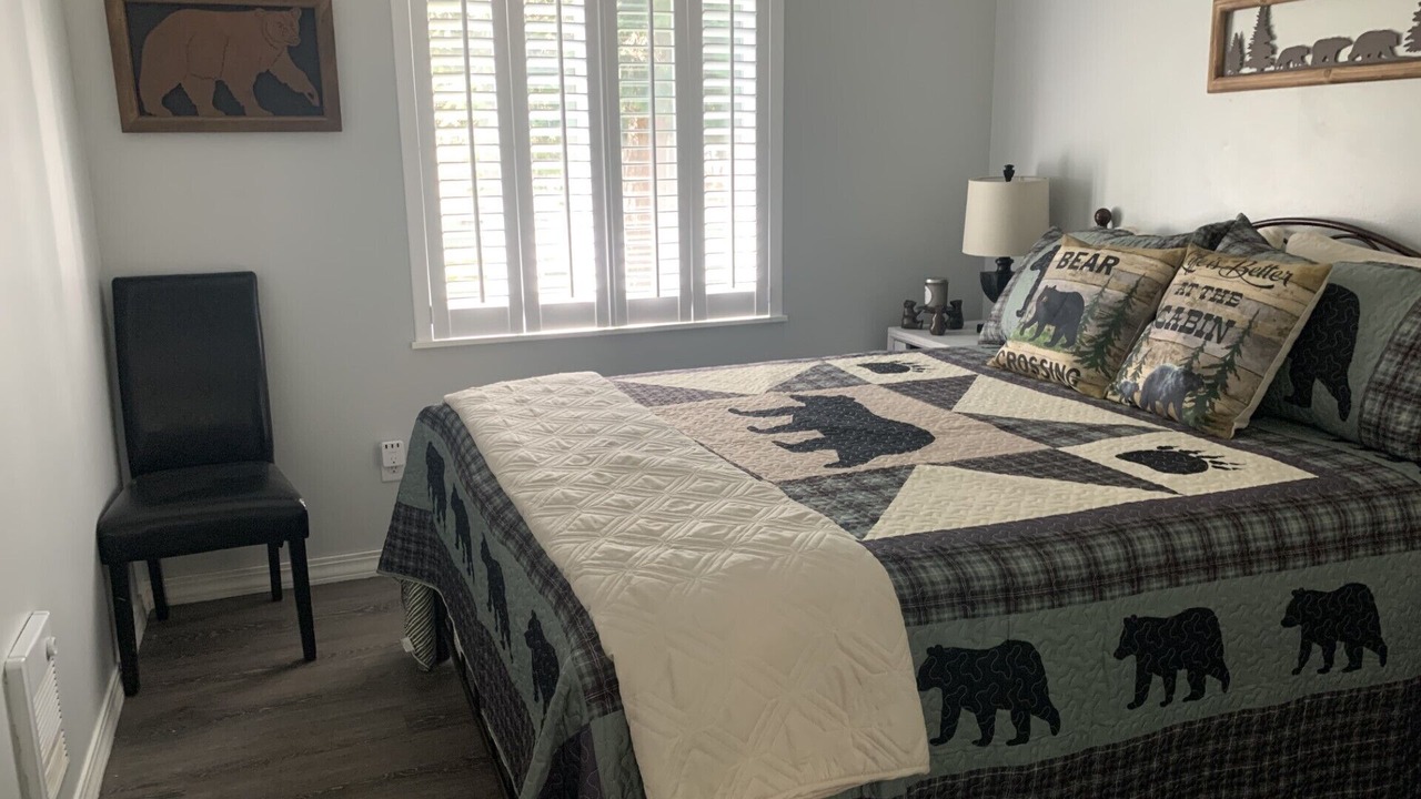 Photo of Bedroom in Loon Lake
