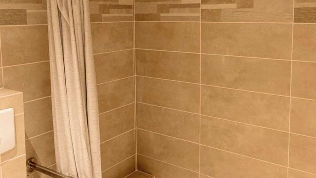 Photo of Bathroom in Saint-Desir