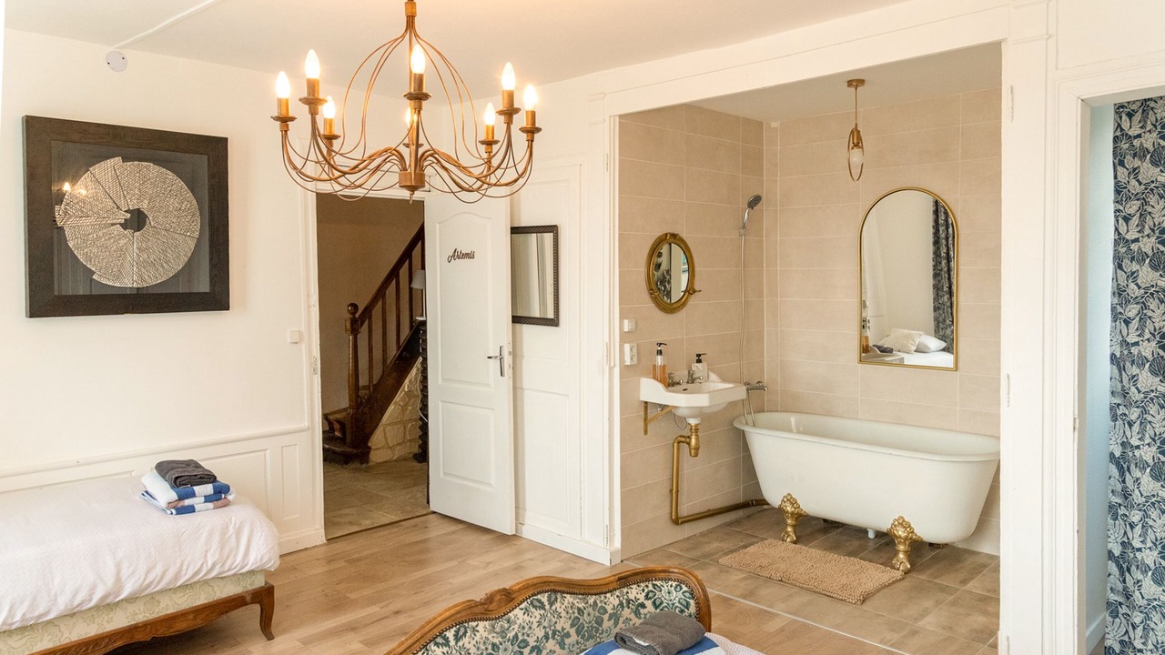 Photo of Bedroom in Saint-Desir