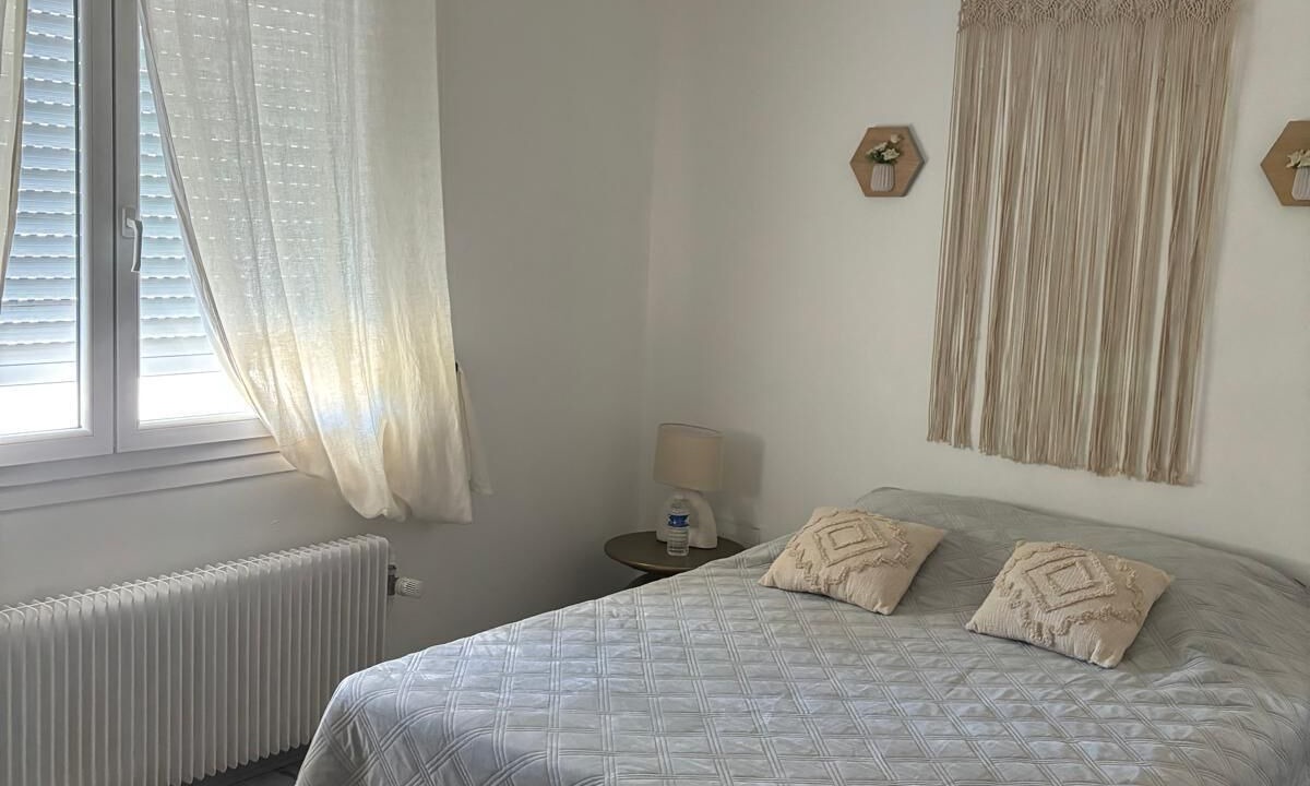 Photo of Bedroom in Saint-Pierre-des-Corps