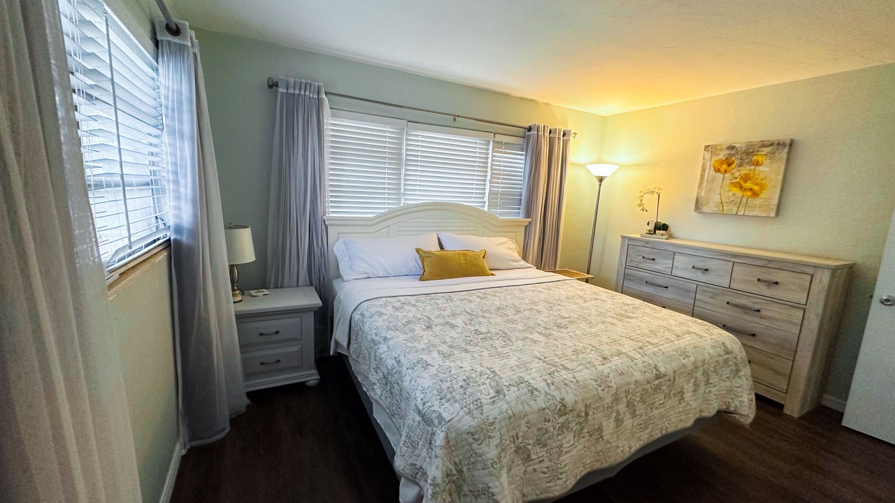Photo of Bedroom in Bellevue Terrace