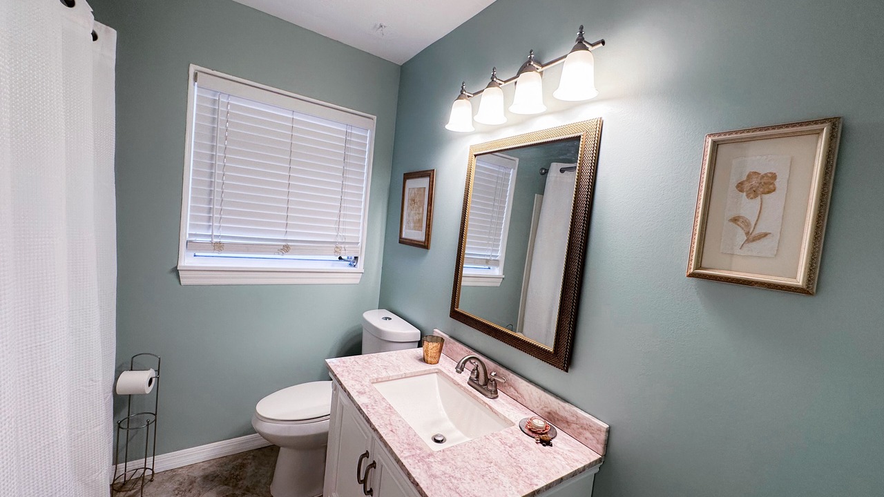 Photo of Bathroom in Bellevue Terrace