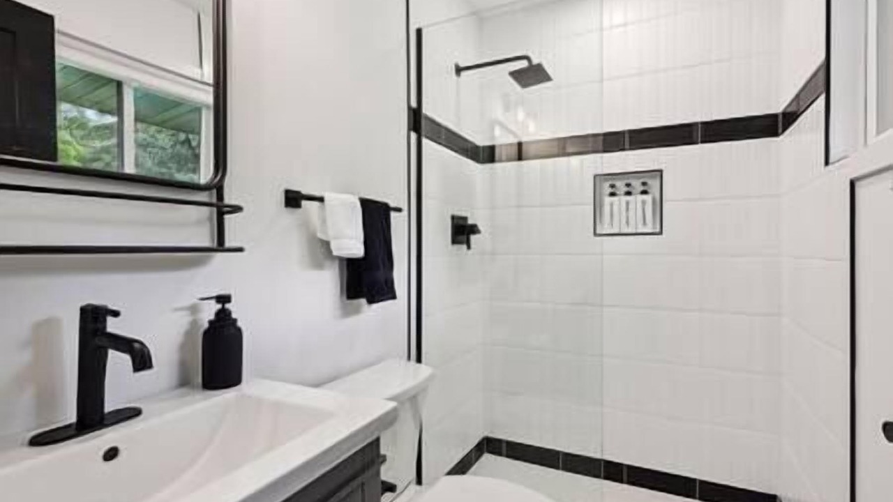 Photo of Bathroom in Alexandria
