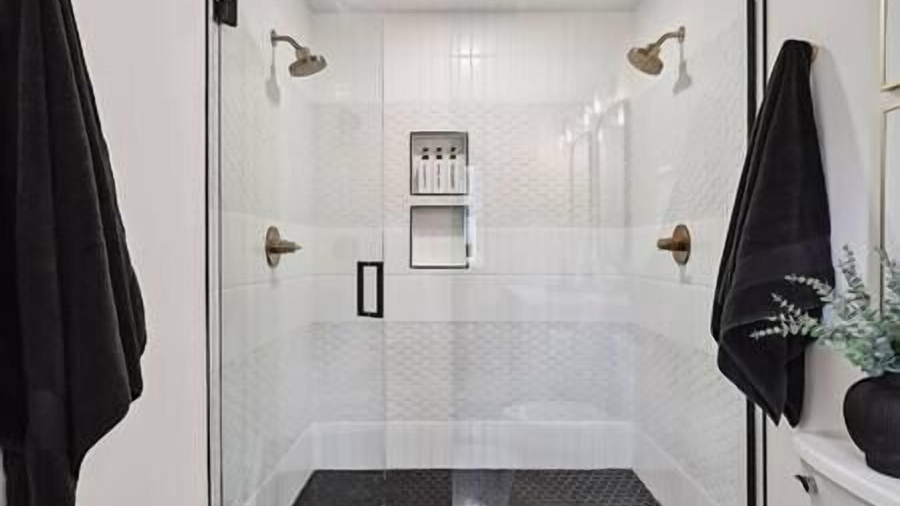 Photo of Bathroom in Alexandria