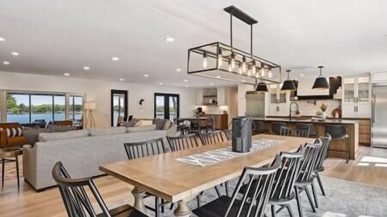 Photo of Livingroom in Alexandria