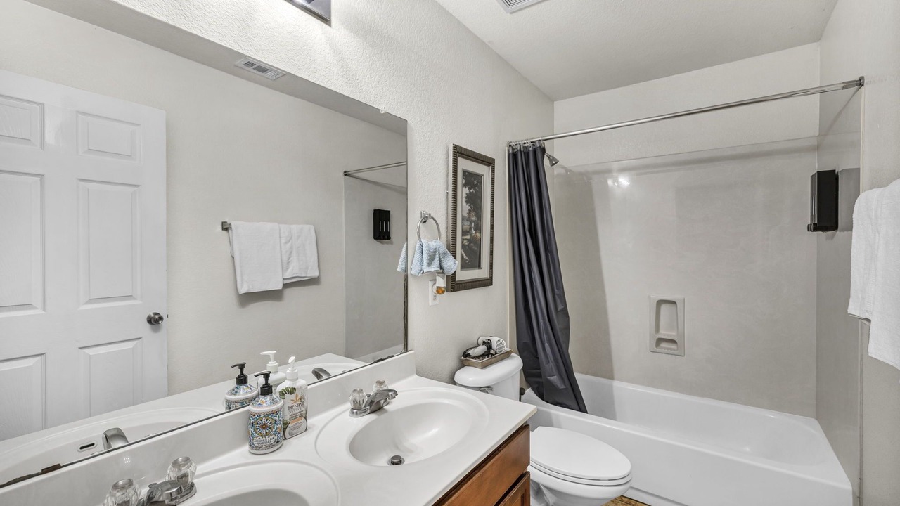 Photo of Bathroom in Manchaca
