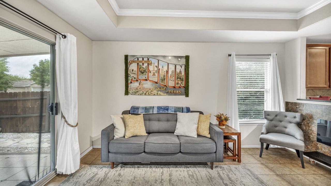Photo of Livingroom in Manchaca