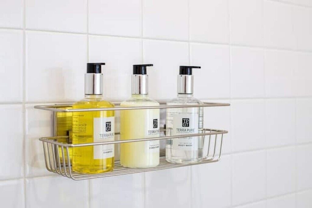 Photo of Bathroom in Lindfields