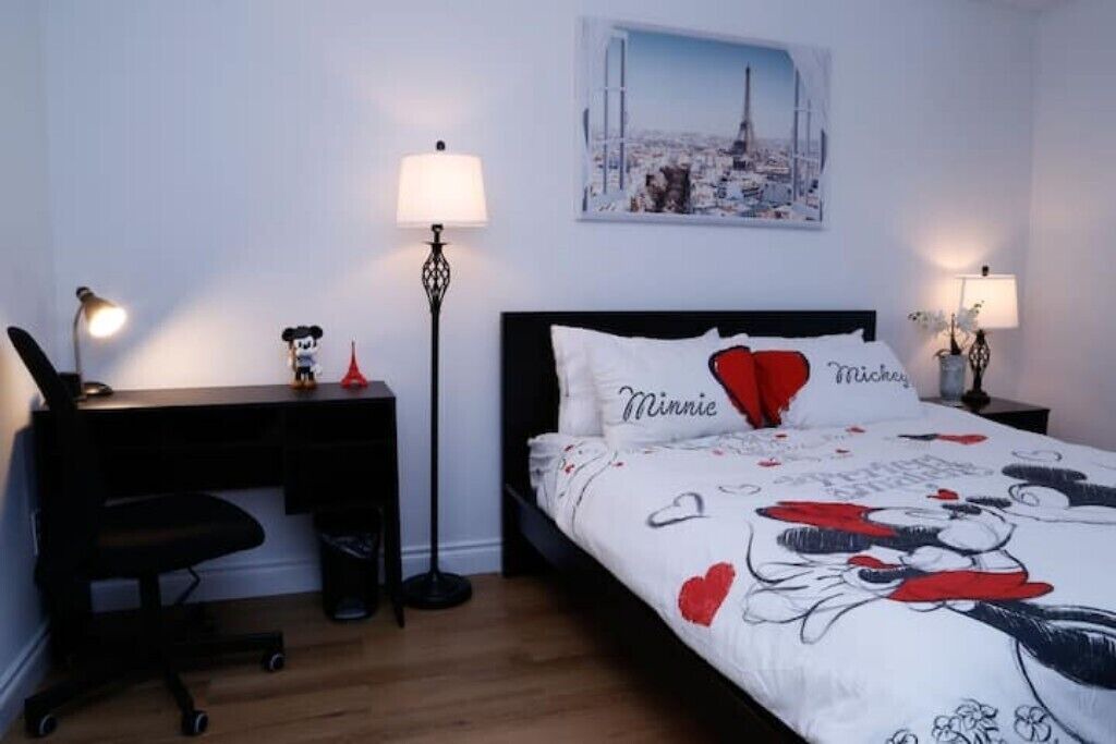 Photo of Bedroom in Lindfields