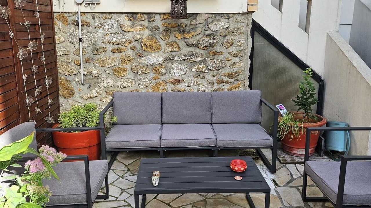 Photo of Patio Balcony in Faubourg de l'Arche