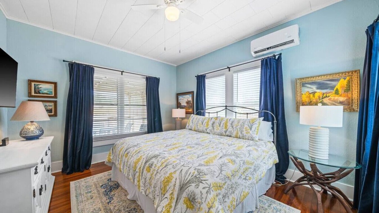 Photo of Bedroom in Center Point