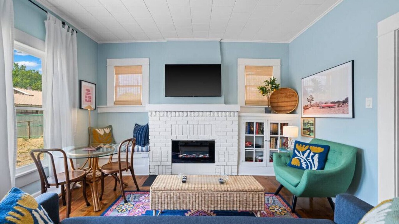 Photo of Livingroom in Center Point