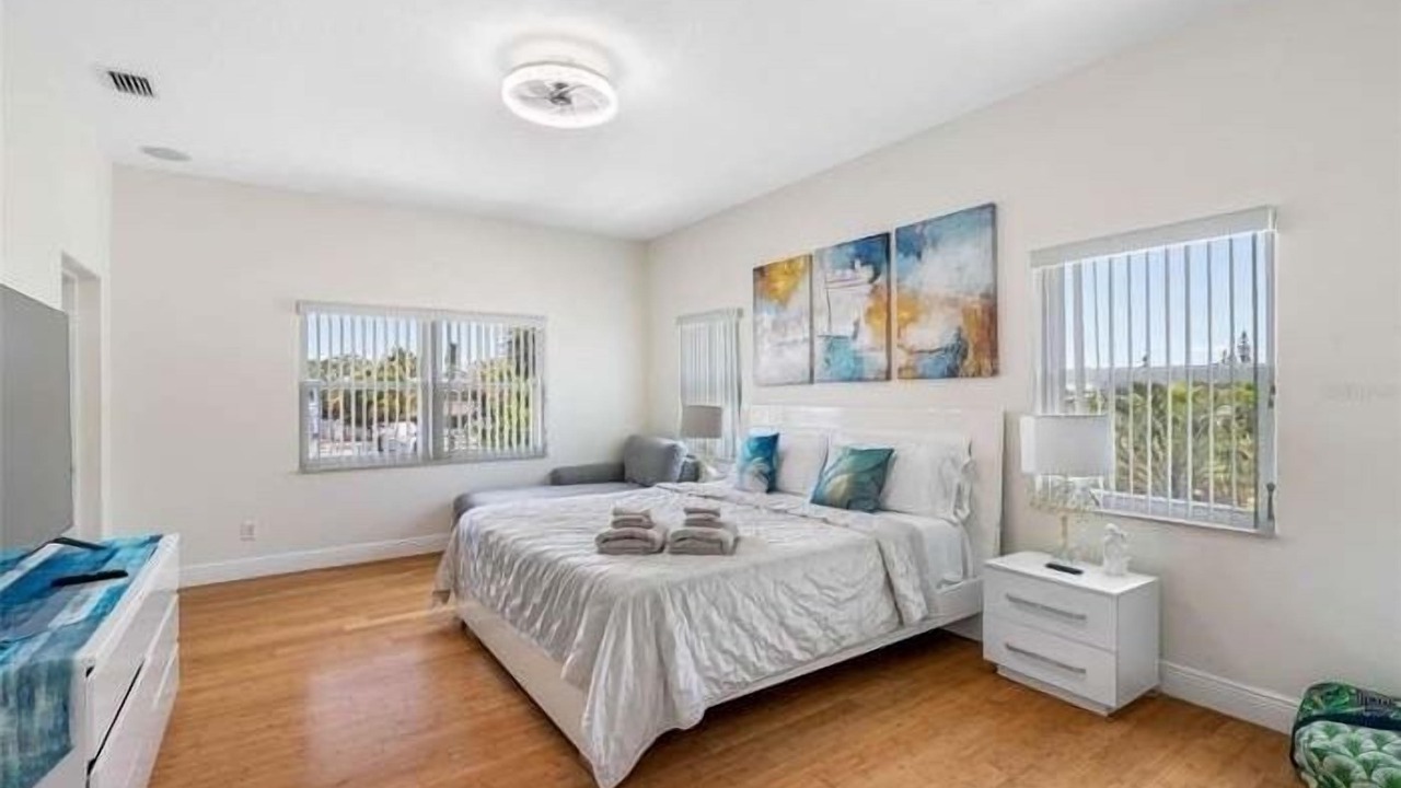 Photo of Bedroom in Madeira Beach