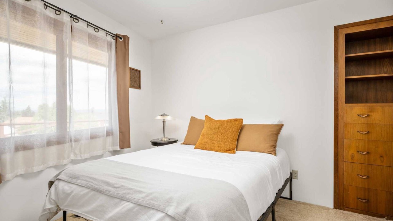 Photo of Bedroom in Gresham