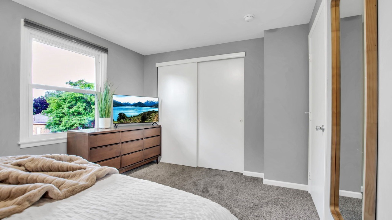 Photo of Bedroom in Cheektowaga