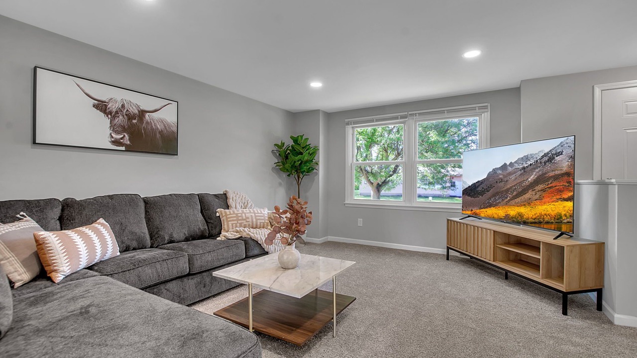 Photo of Livingroom in Cheektowaga