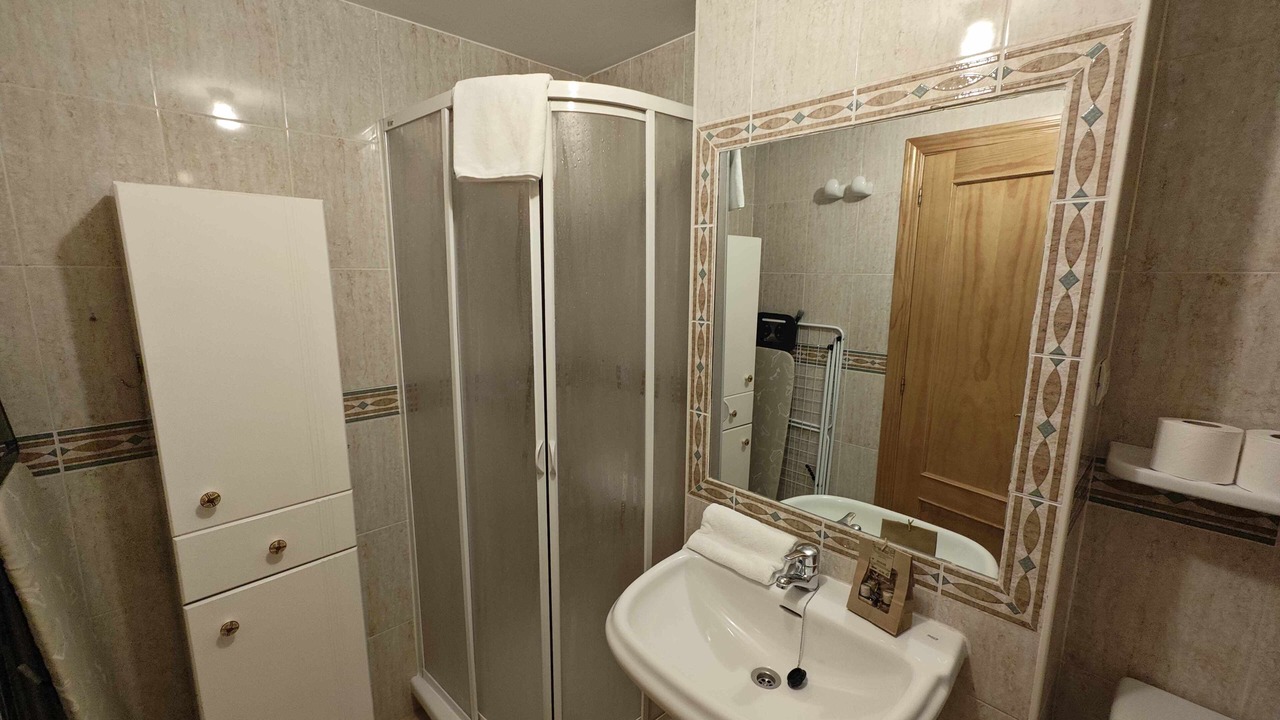 Photo of Bathroom in Escarrilla