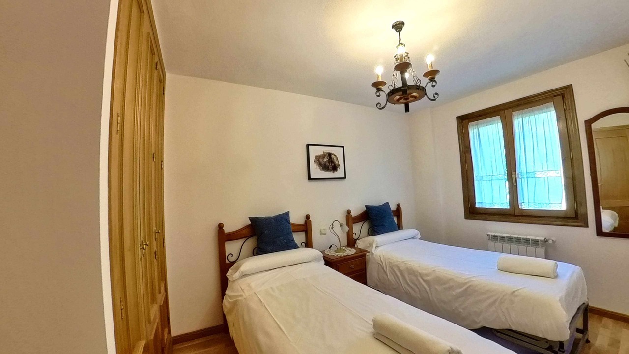 Photo of Bedroom in Escarrilla