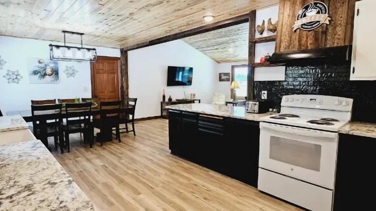 Photo of Kitchen in Custer