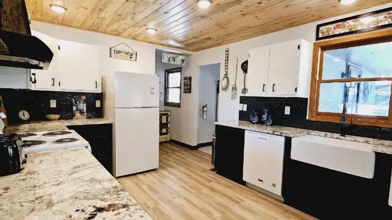Photo of Kitchen in Custer