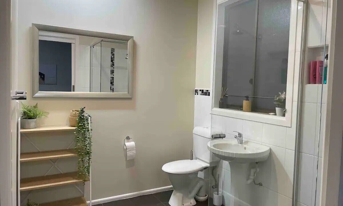 Photo of Bathroom in Moolap