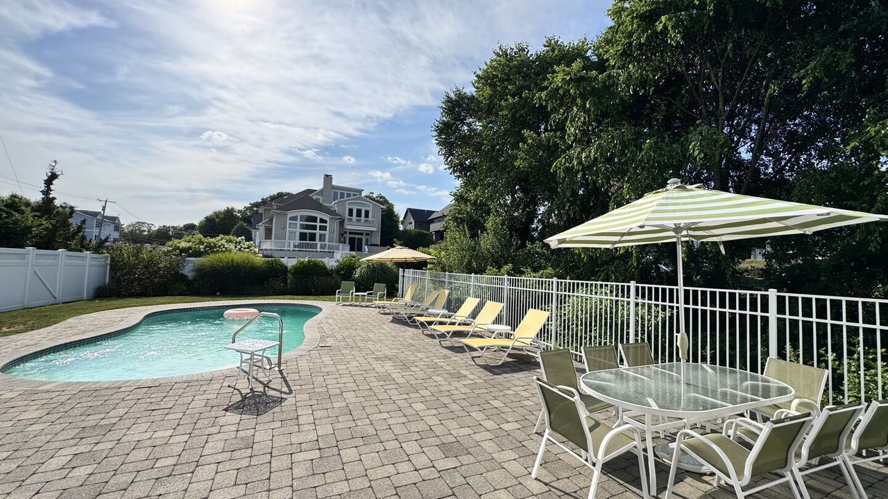 Photo of Outdoor in Narragansett Pier