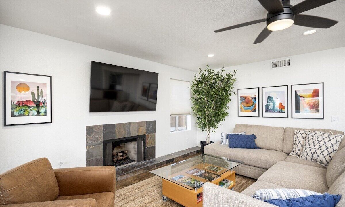 Photo of Livingroom in Glendale