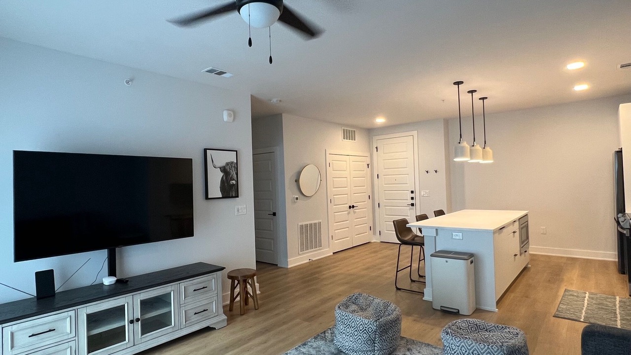 Photo of Livingroom in West Campus