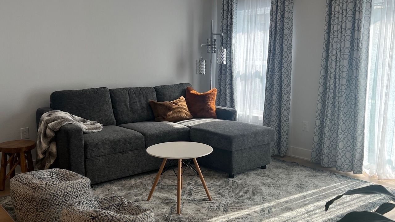 Photo of Livingroom in West Campus