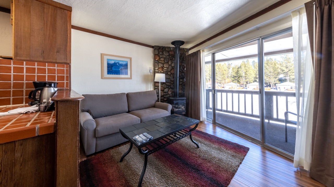 Photo of Livingroom in Tahoe Vista