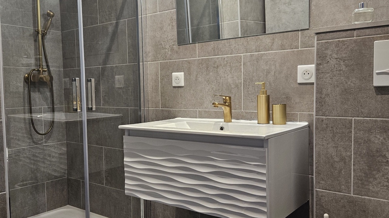 Photo of Bathroom in Rochecorbon