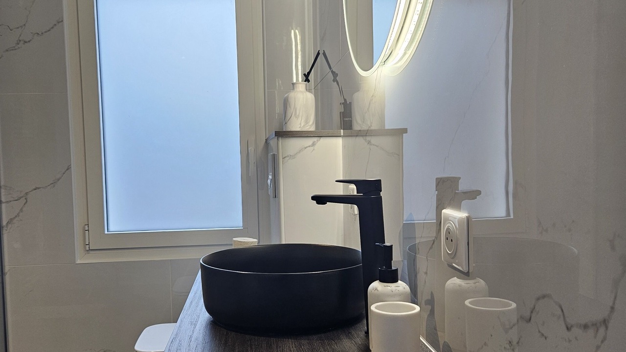 Photo of Bathroom in Rochecorbon