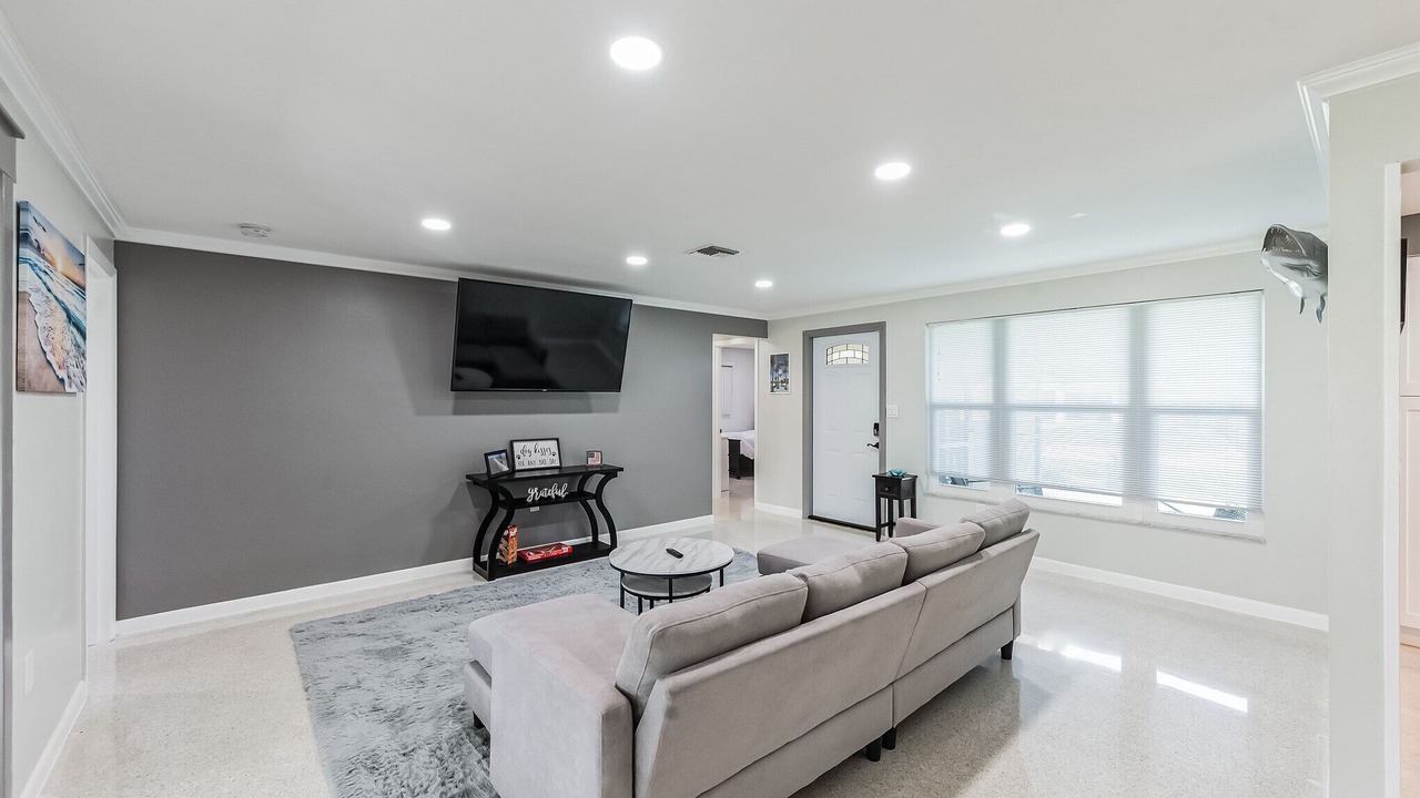 Photo of Livingroom in Alabama Grove Terrace