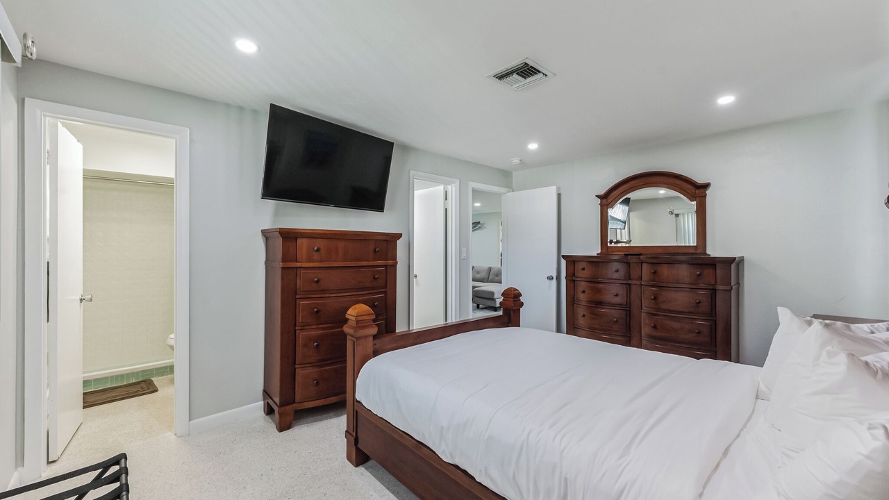 Photo of Bedroom in Alabama Grove Terrace