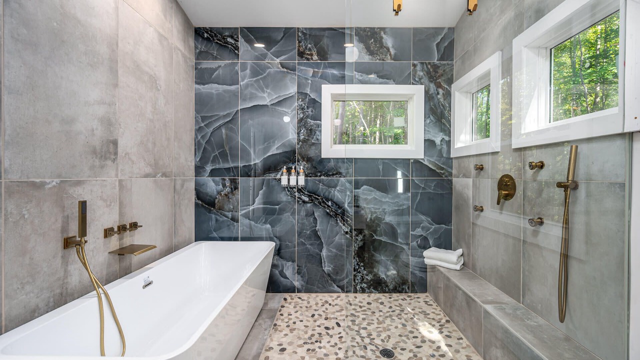 Photo of Bathroom in Bynum
