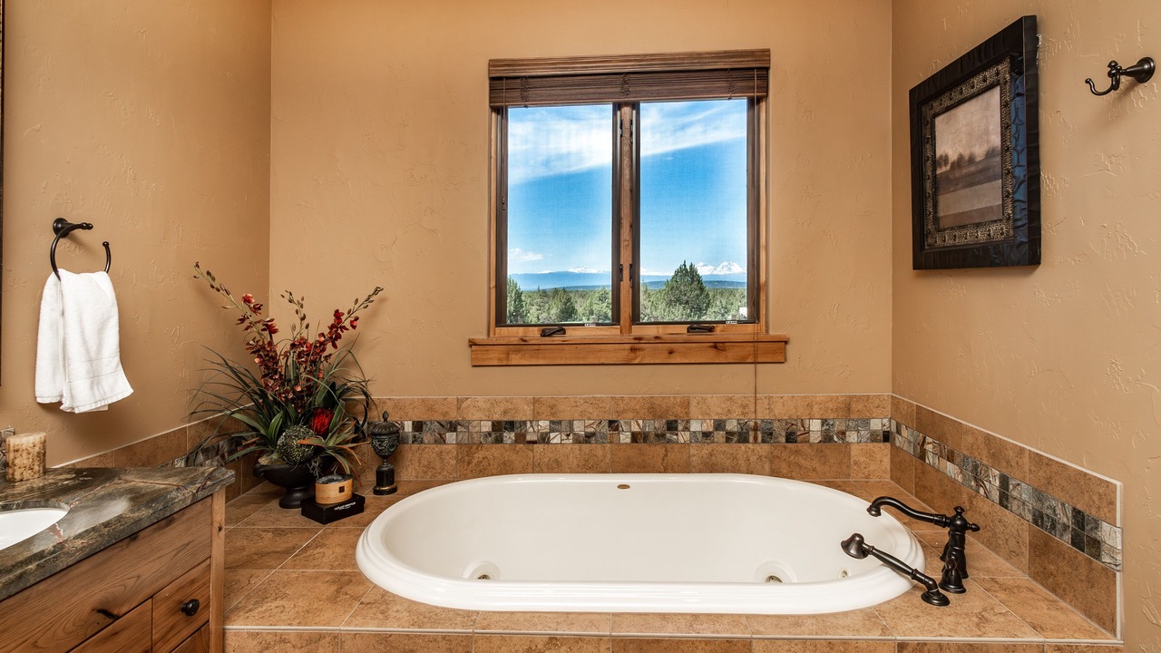 Photo of Bathroom in Pronghorn