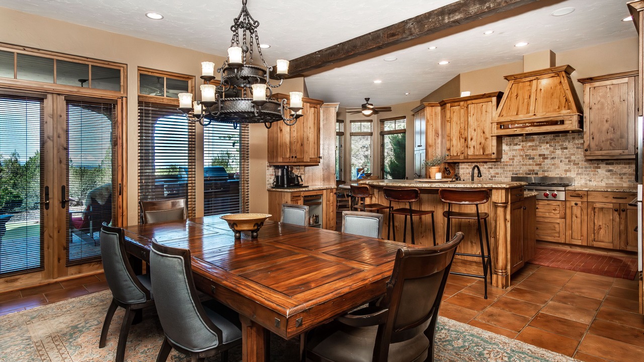 Photo of Others in Pronghorn