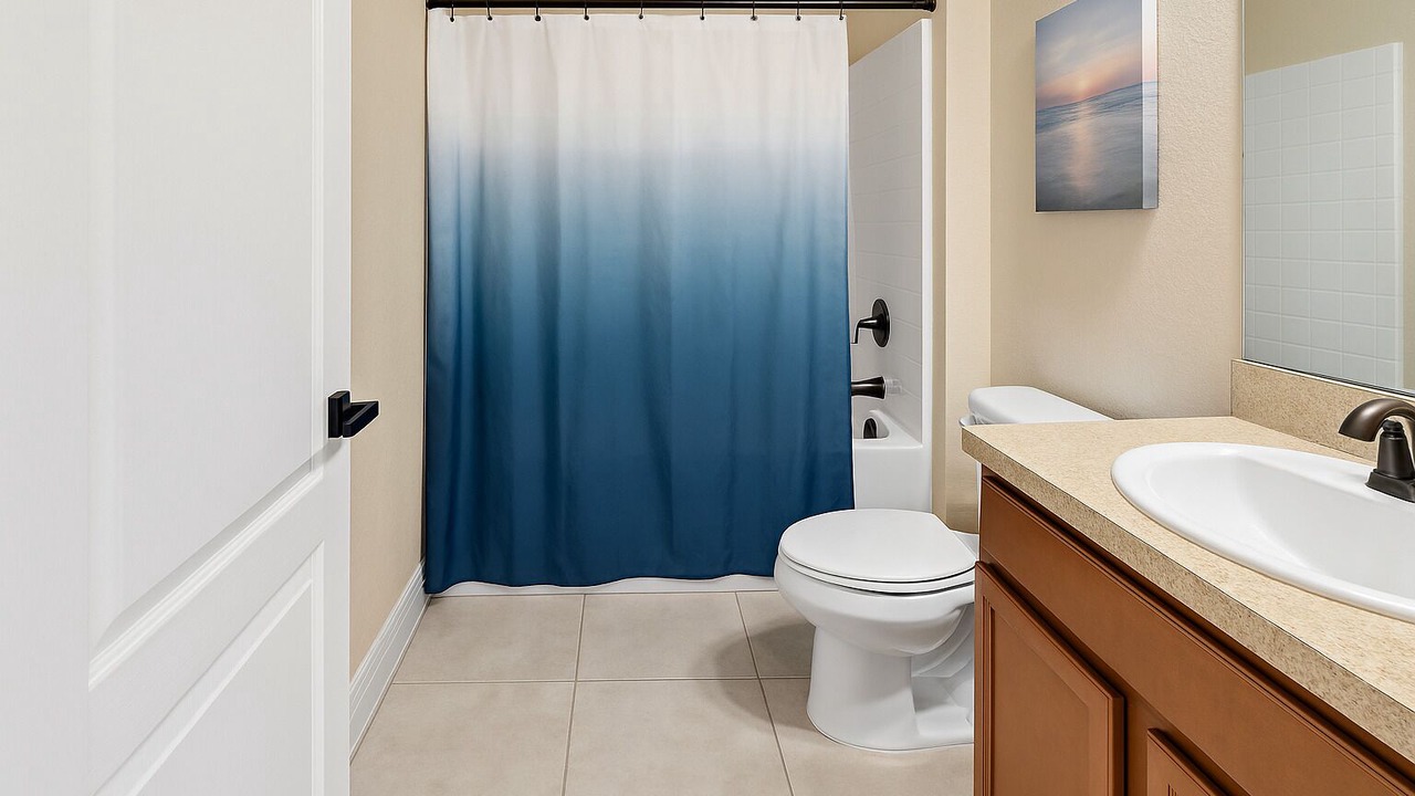 Photo of Bathroom in Thousand Oaks