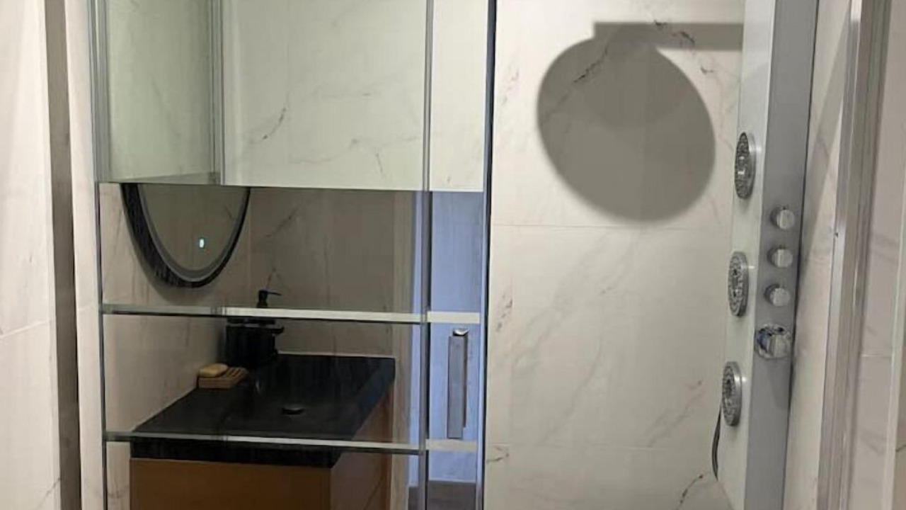 Photo of Bathroom in Baille