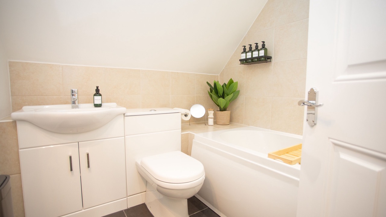 Photo of Bathroom in Mayfield