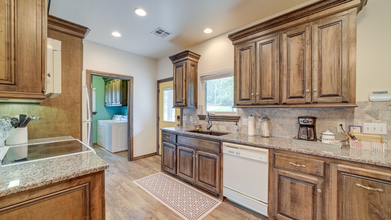 Photo of Kitchen in Checotah